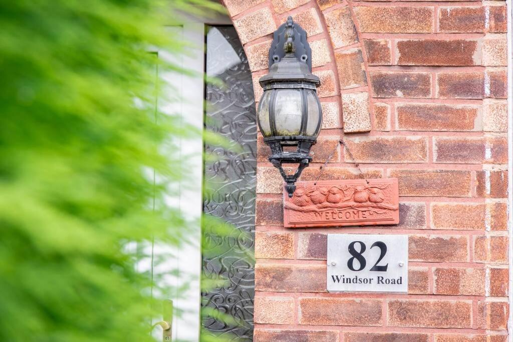 Windsor House 3 Bedrooms Sleeps 8 Manchester Exterior photo